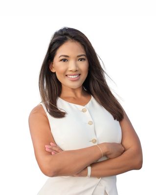 Portrait of Lele Engel, REALTOR®.
